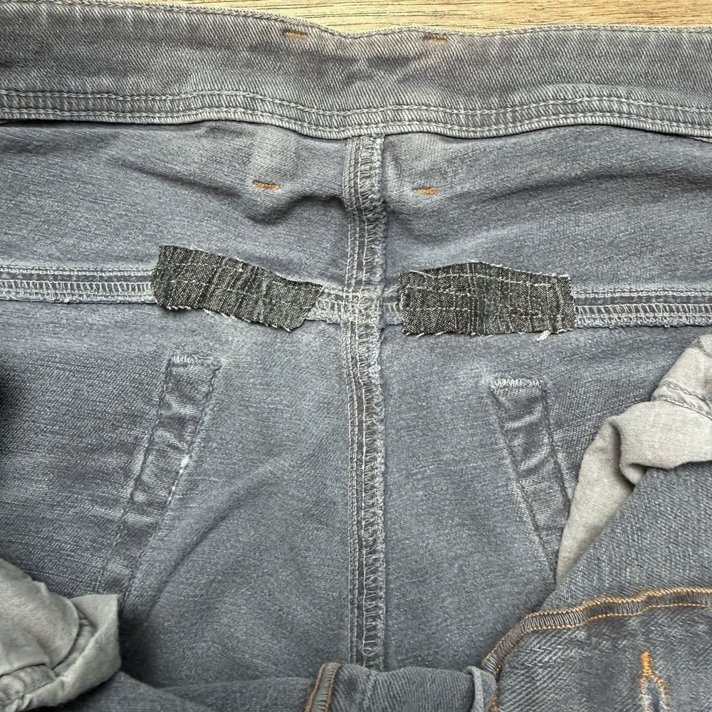 Diesel Iakop Jeans Men 33x32 Blue Slim Tapered Stretch Denim Pants Preppy 0111D - Picture 9 of 16